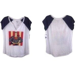 SUPERMAN Vintage Flag Dc Comics Graphic Tee Size Medium New With Tags